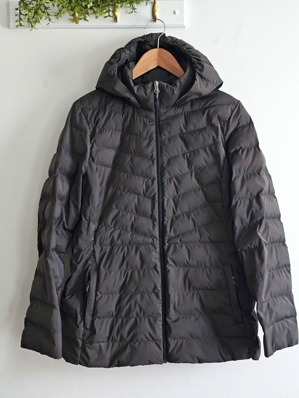 32 Degrees Heat Women’s Large Olive Green Hooded Lightweight Puffer Jacket